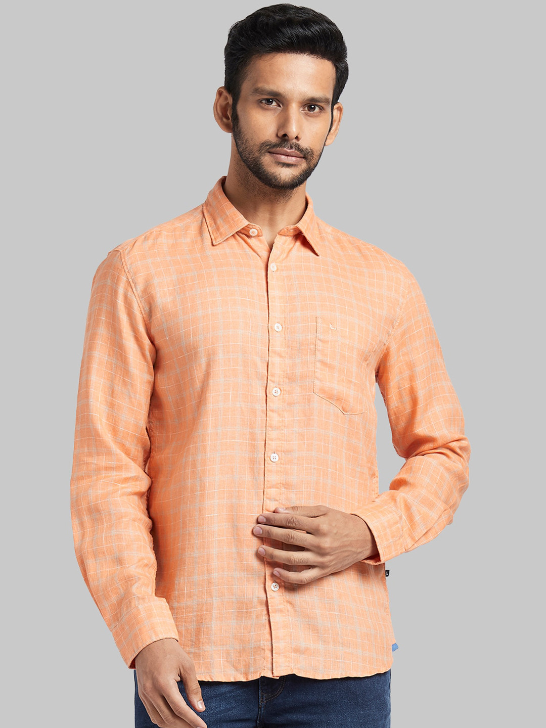 

Parx Men Orange & White Regular Fit Checked Casual Shirt