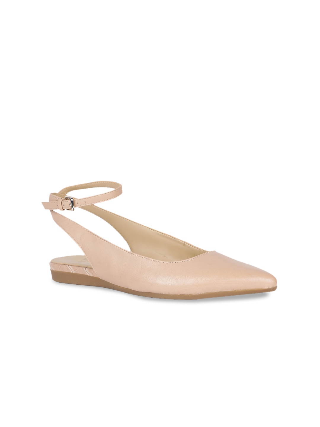 

Naturalizer Women Peach-Coloured Solid Leather Ballerinas