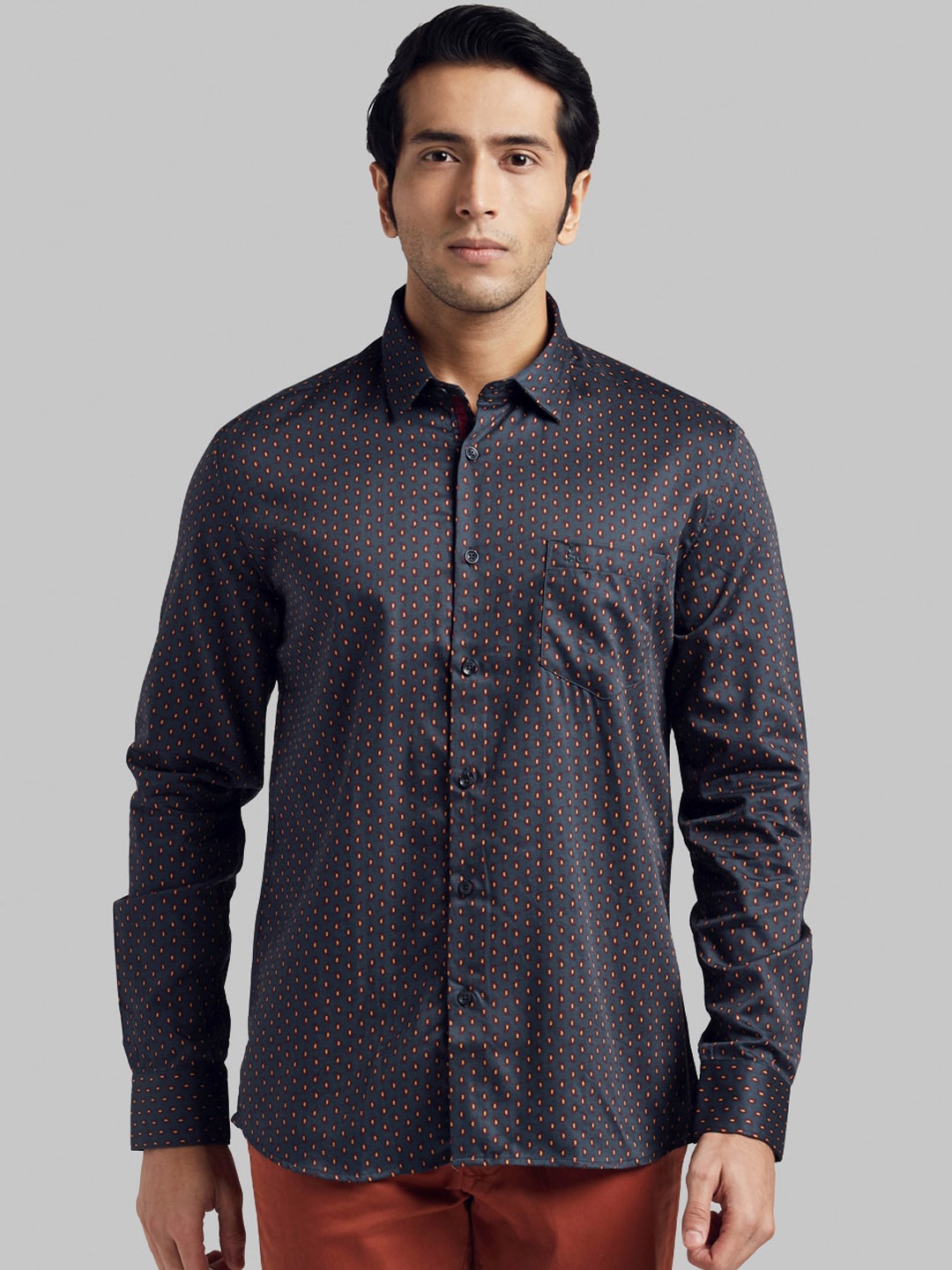 

Parx Men Navy Blue Regular Fit Printed Casual Shirt