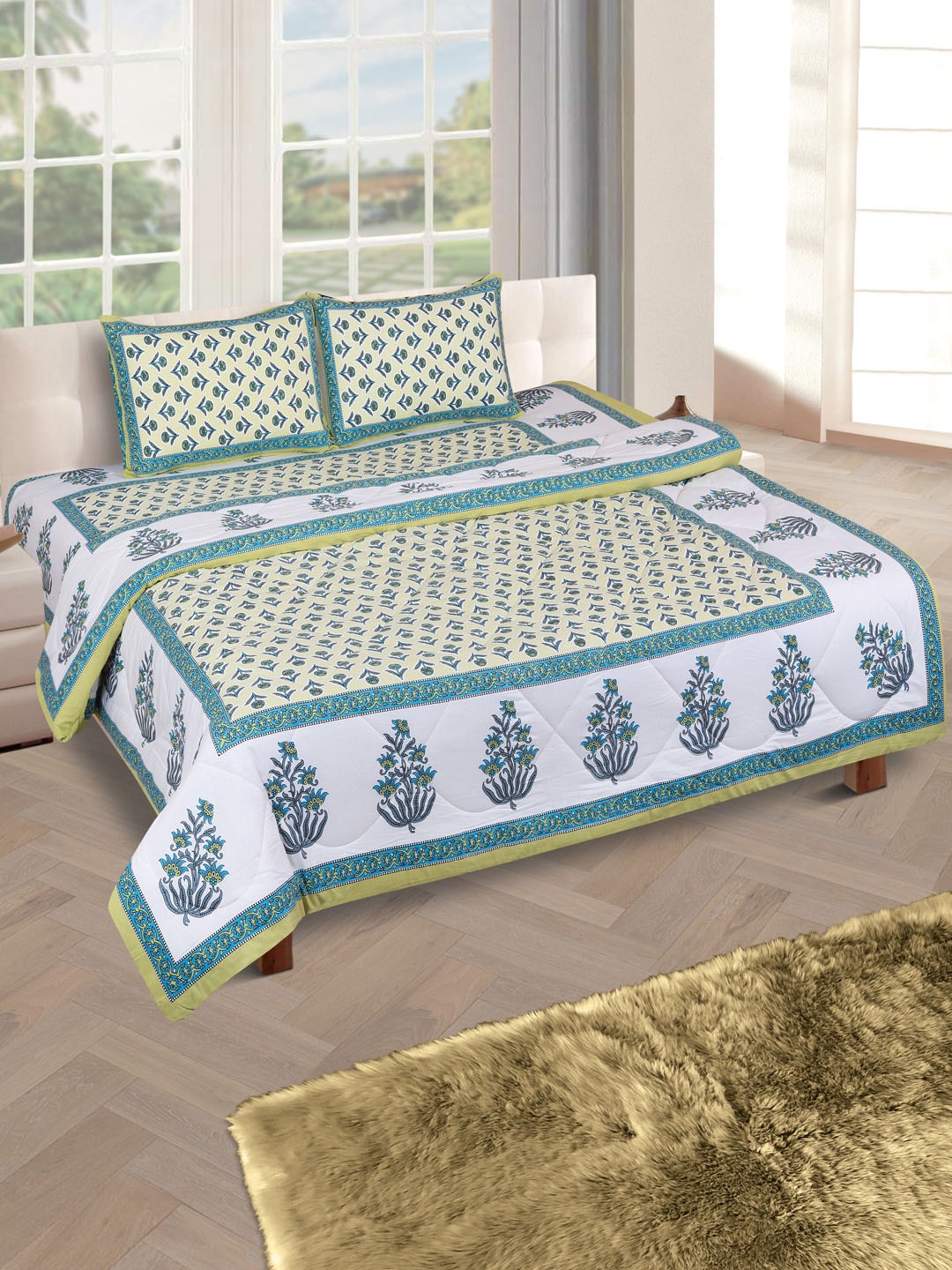 

ROMEE Green & Blue Printed Reversible Quilt with King Size Bedsheet & 2 Pillow Covers
