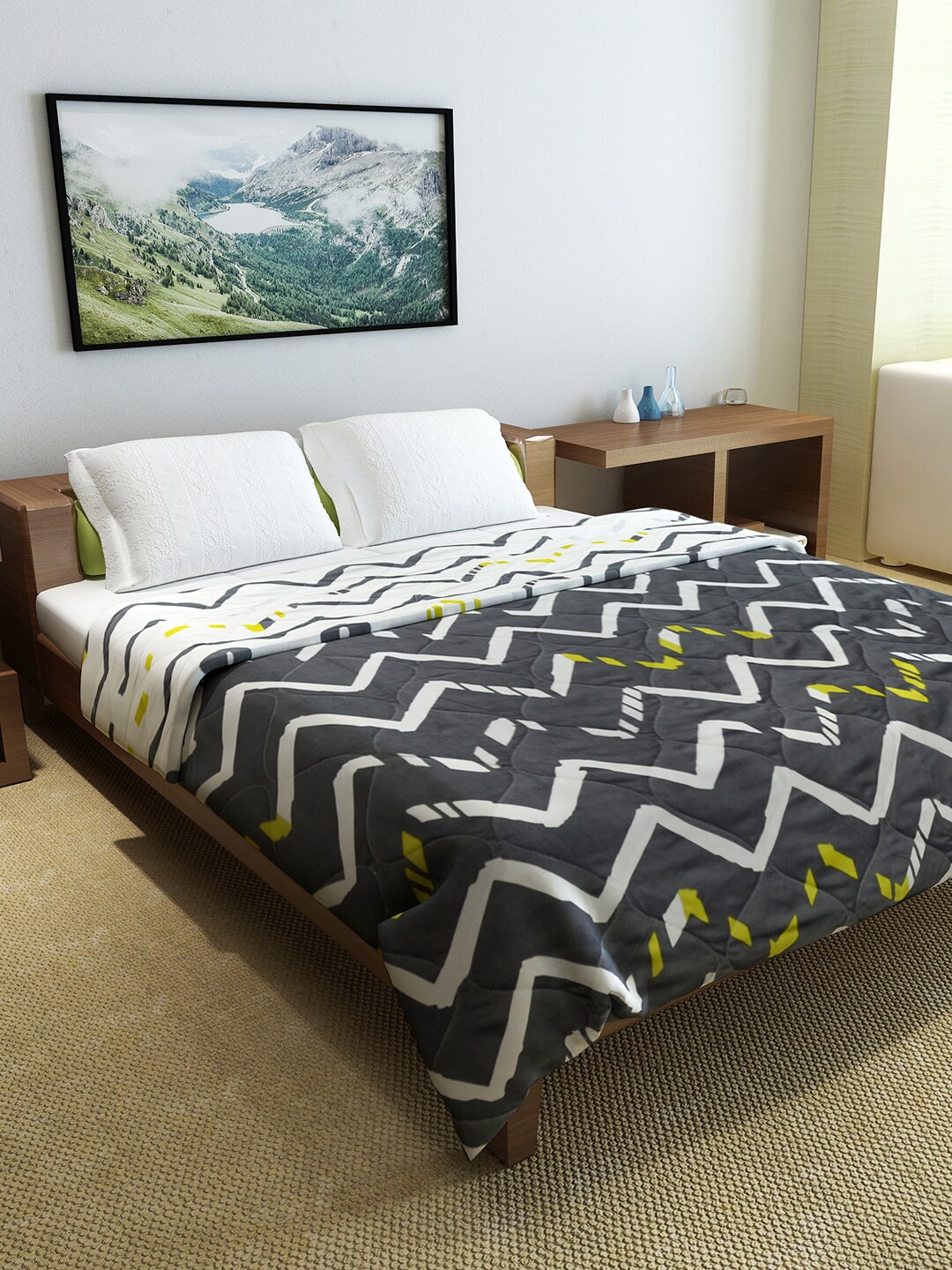 

Divine Casa Grey & White Geometric AC Room 110 GSM Double Bed Comforter