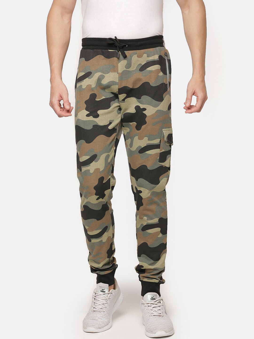 

Chennis Men Olive Green & Brown Camouflage Printed Slim Fit Joggers
