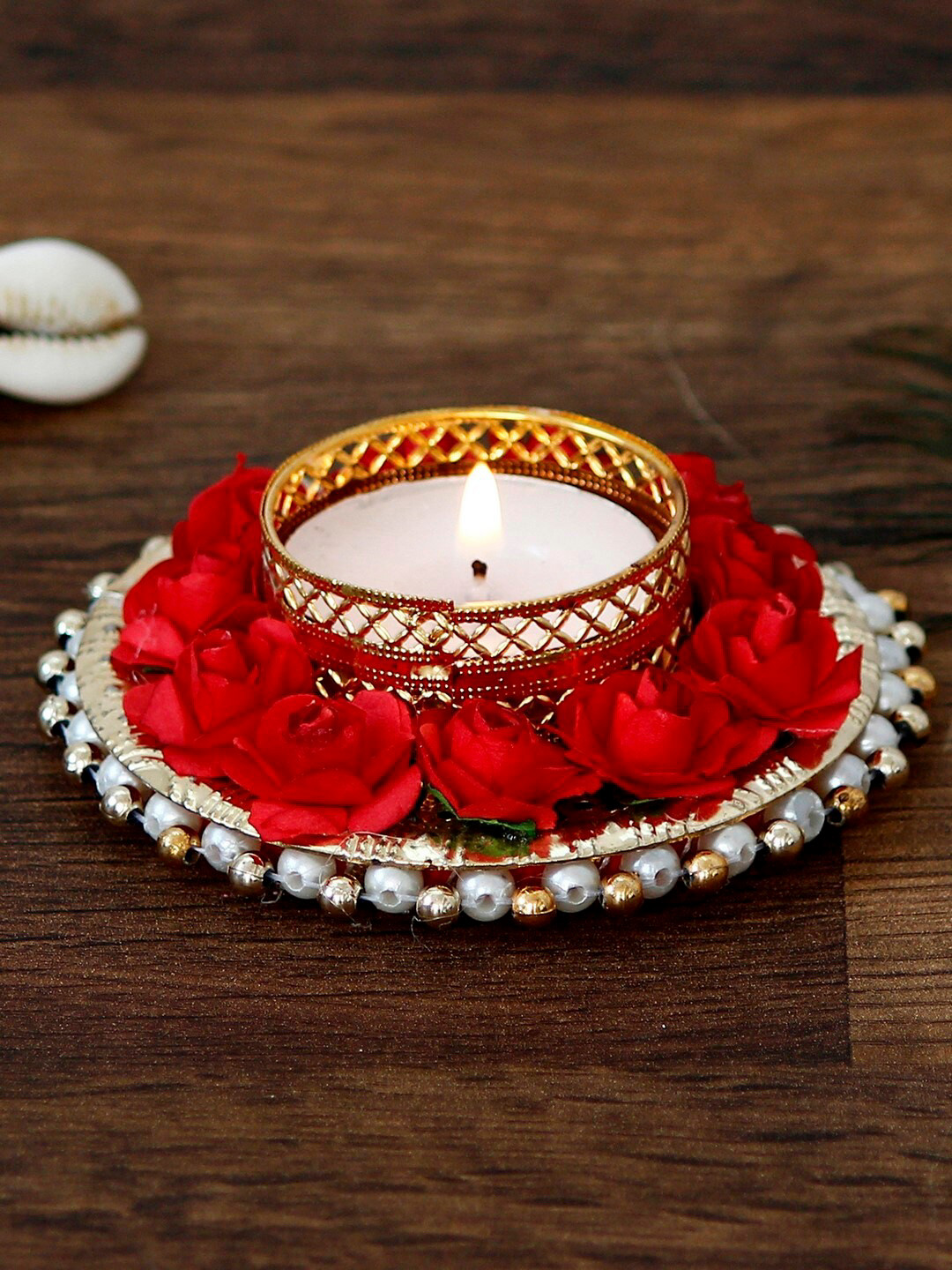 

eCraftIndia Gold-Toned & Red Handcrafted Floral Tea Light Holder