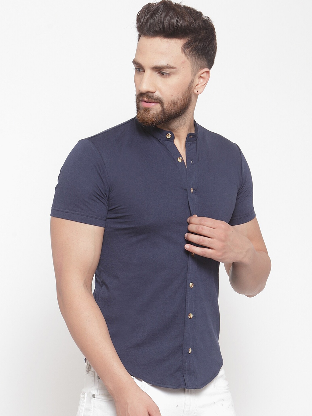

GESPO Men Navy Blue Regular Fit Solid Casual Shirt