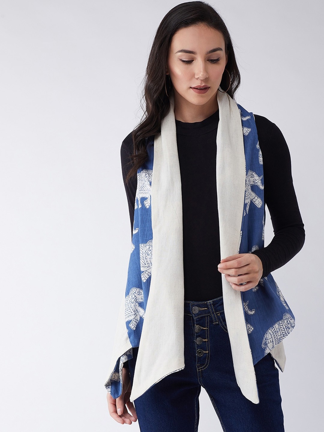 

InWeave Women Blue & Off-White Printed Open Front Fusion Reversible Shrug