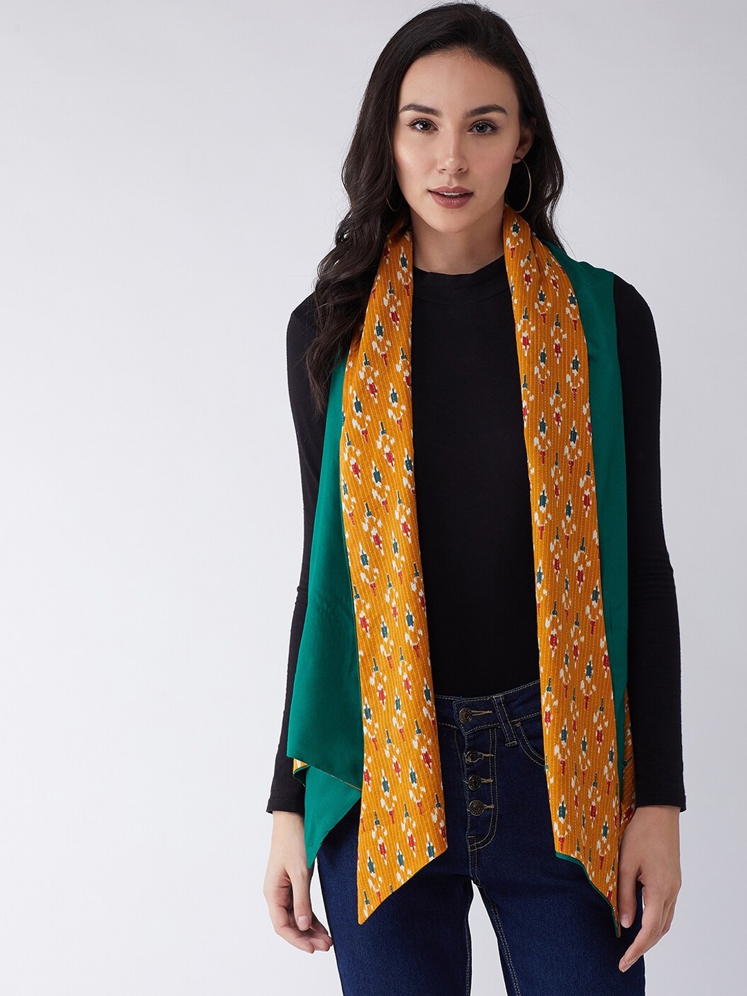 

InWeave Women Mustard Yellow & Green Printed Open Front Reversible Shrug