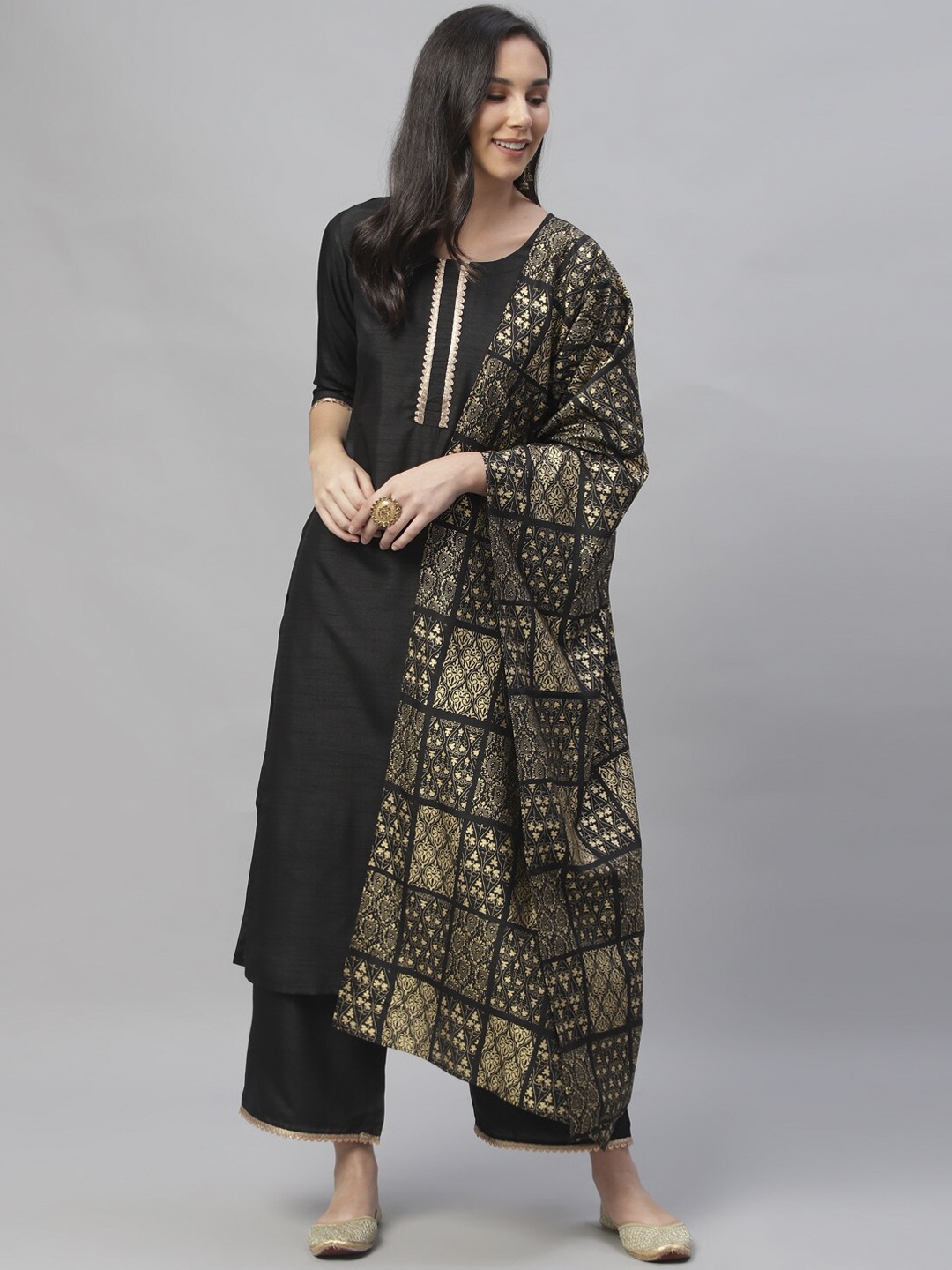 

Libas Women Black & Beige Solid Kurta with Trousers & Dupatta
