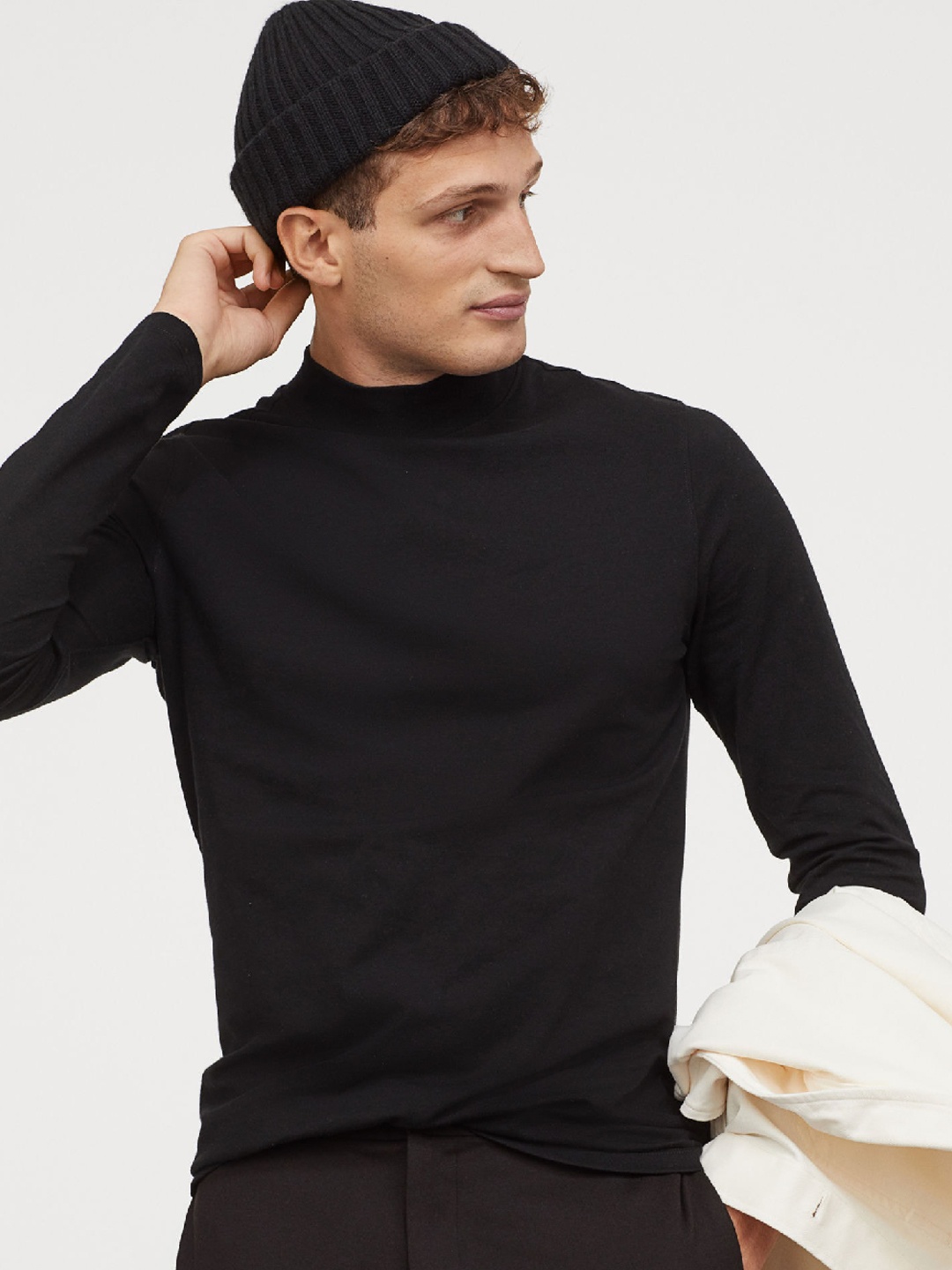 

H&M Men Black Solid Turtleneck Top Muscle Fit