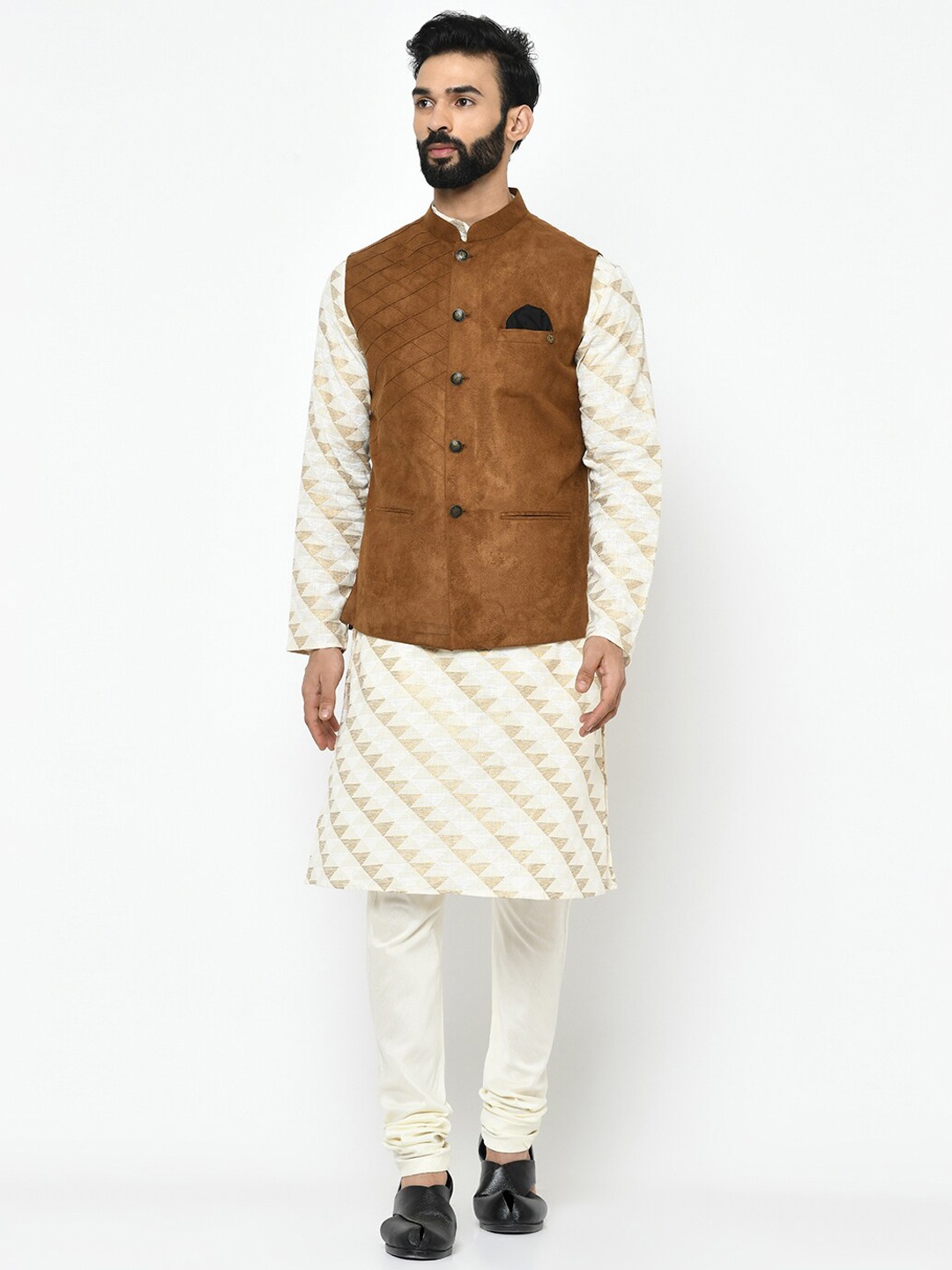 KISAH Men Brown & Gold-Toned Embroidered Kurta with Pyjamas