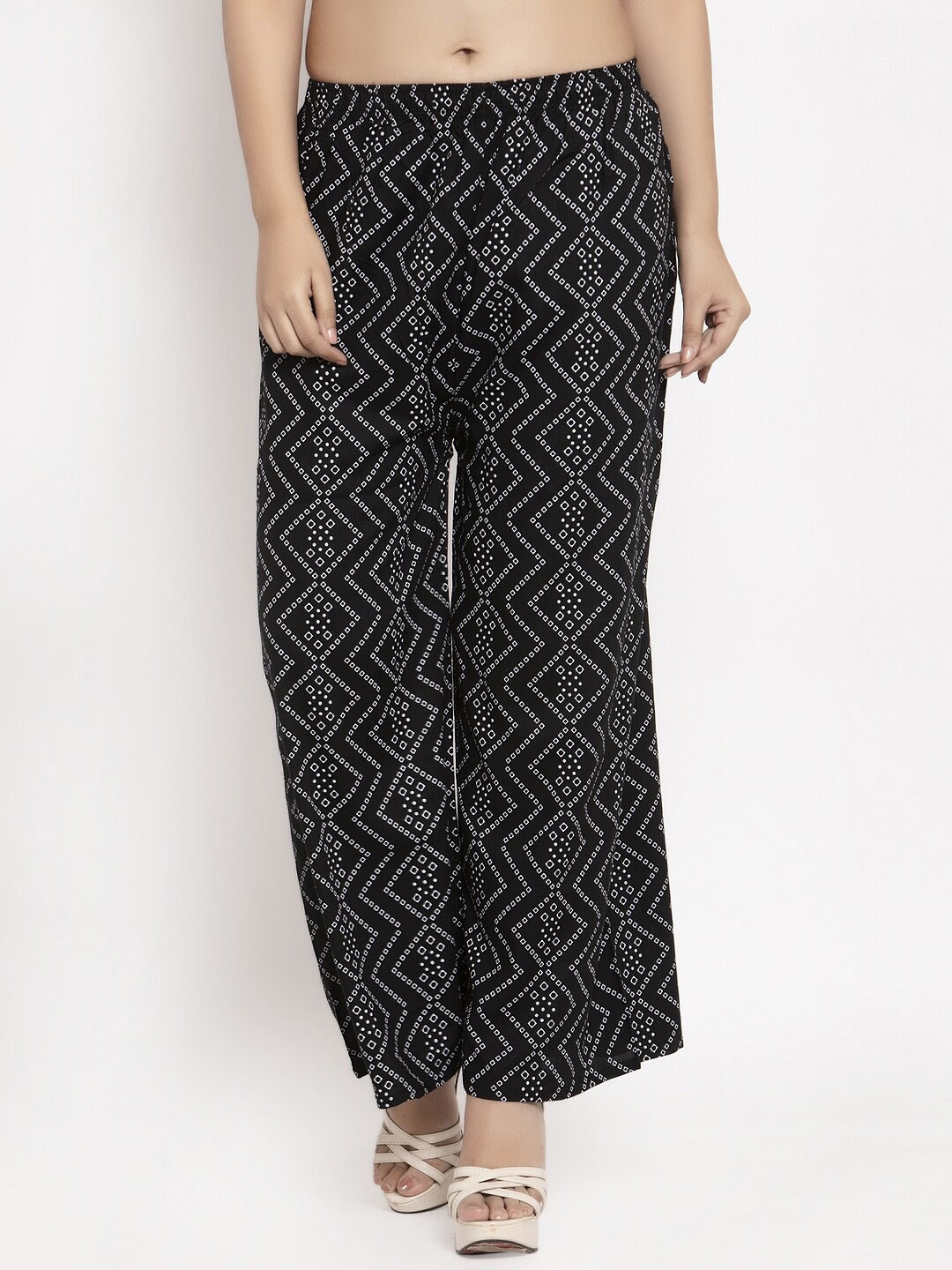 

KLOTTHE Women Black & White Printed Straight Palazzos