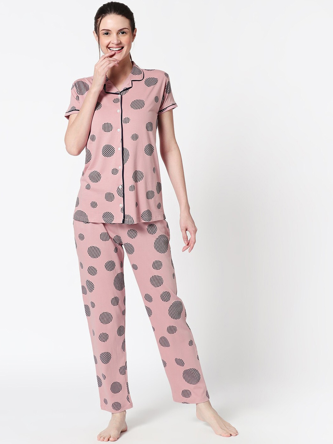 

Zeyo Women Pink & White Printed Night suit