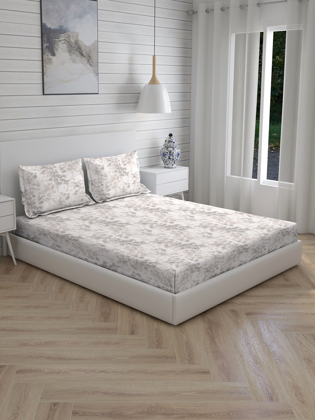 

Boutique Living India Beige & Grey Printed Double Bedsheet with 2 Pillow Covers