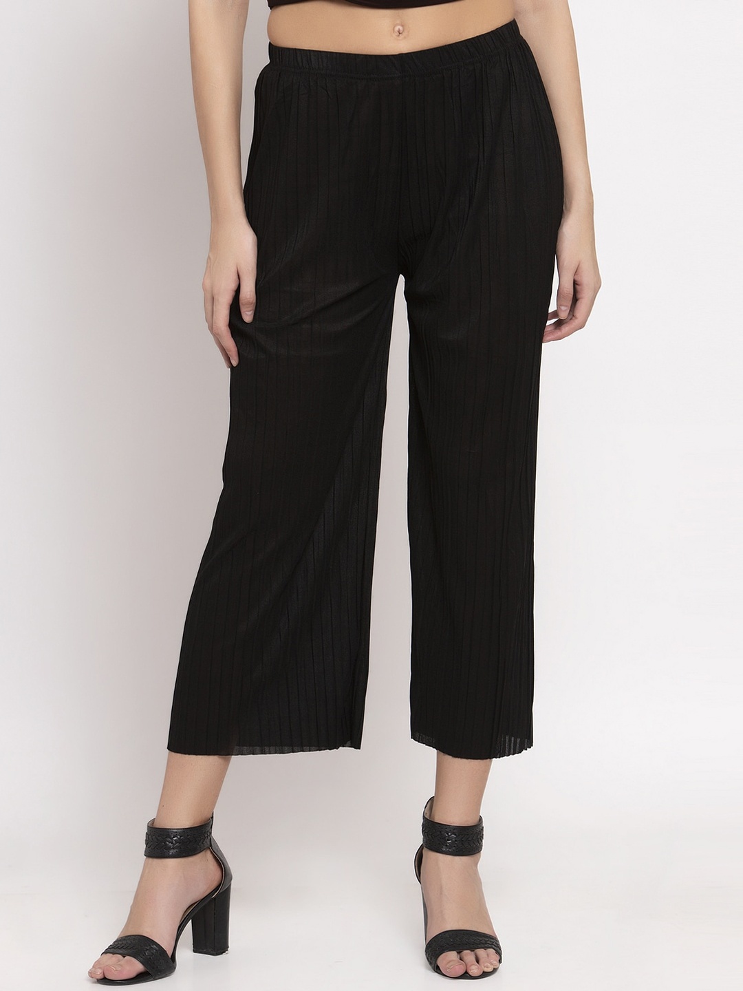 

KLOTTHE Women Black Solid Straight Fit Cropped Palazzos