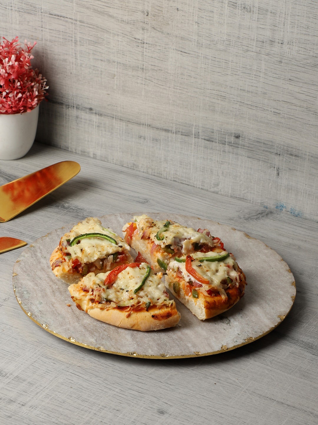 

NikkisPride Beige & Gold-Toned Handmade Sustainable Marble Pizza Platter