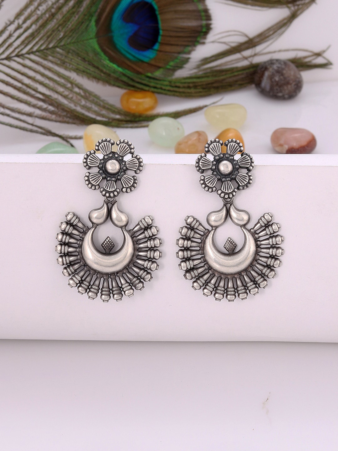 

Silvermerc Designs Silver-Toned Floral Drop Earrings