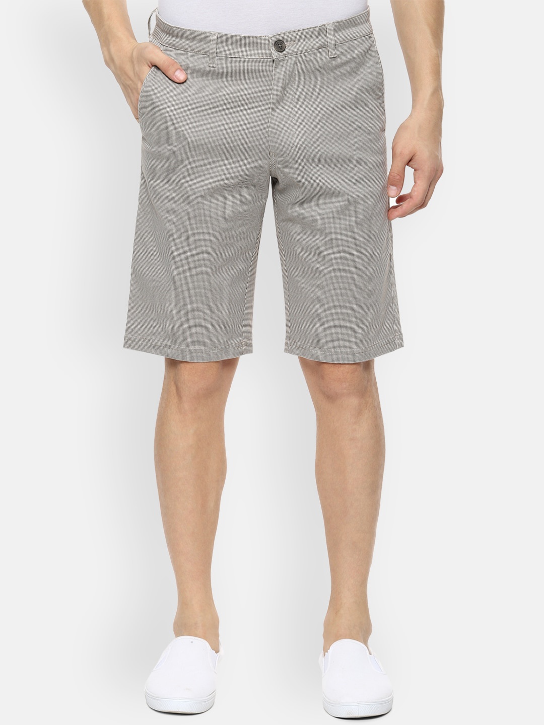 

Van Heusen Sport Men Grey Solid Regular Fit Regular Shorts