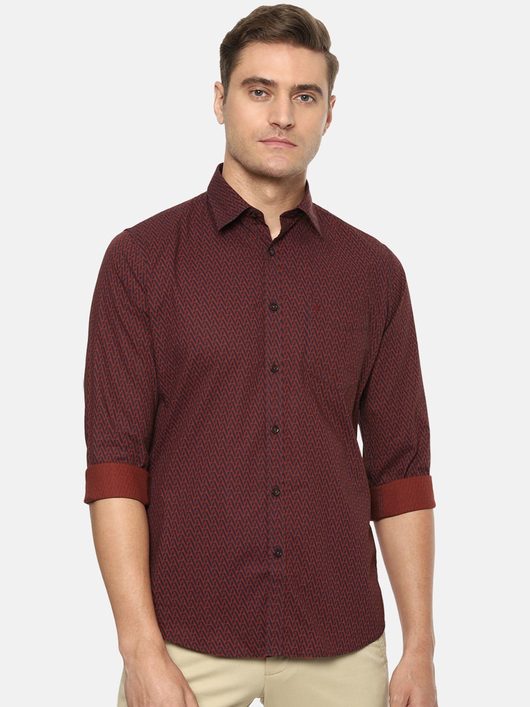 

Van Heusen Sport Men Maroon & Black Slim Fit Printed Casual Shirt