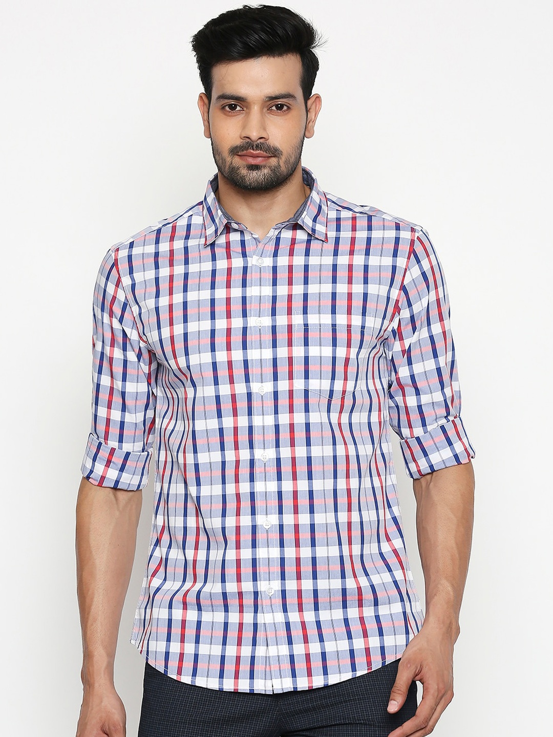 

BYFORD by Pantaloons Men White & Blue Slim Fit Checked Casual Shirt