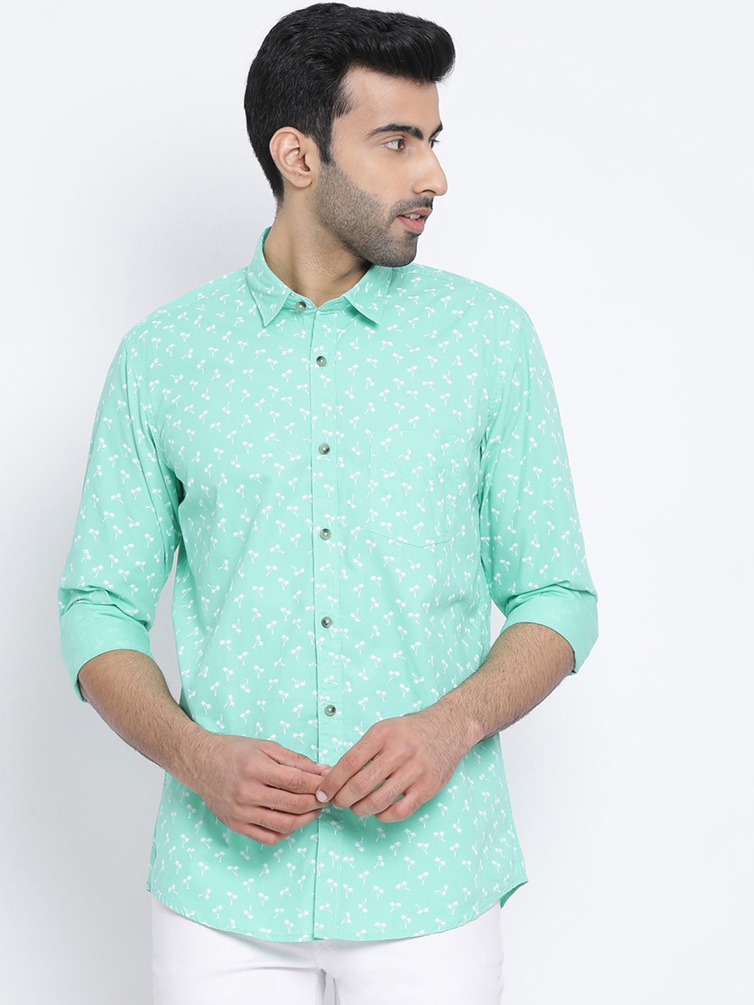 

Richlook Men Green Standard Slim Fit Printed Casual Shirt