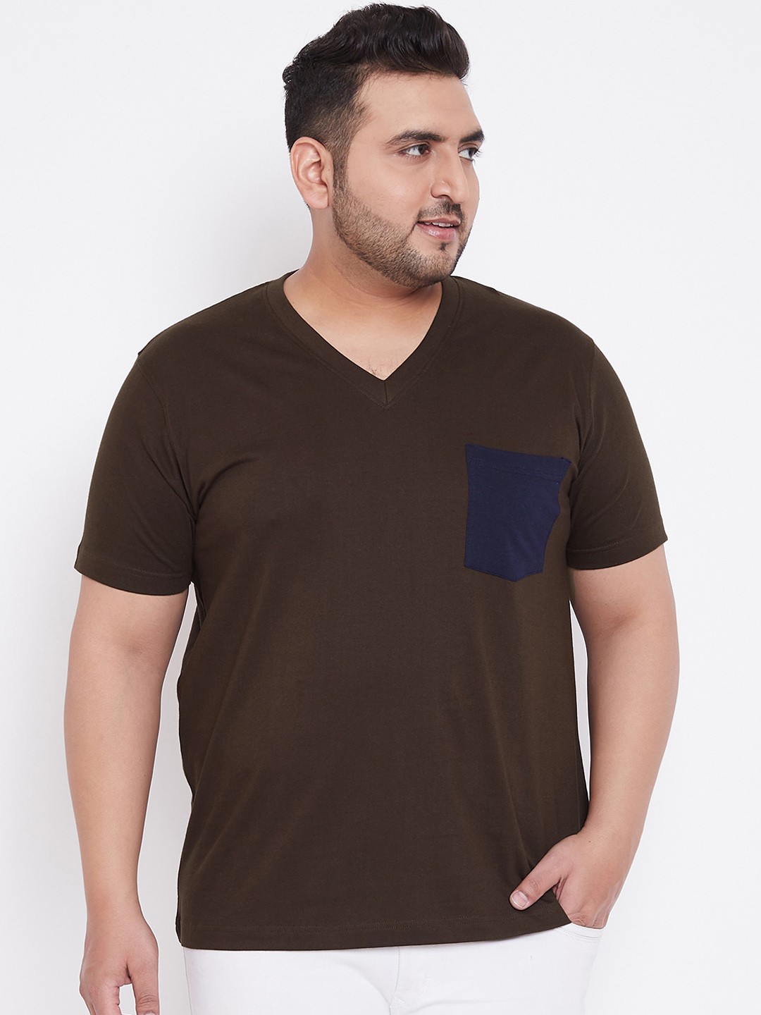 

bigbanana Men Brown Solid V-Neck T-shirt