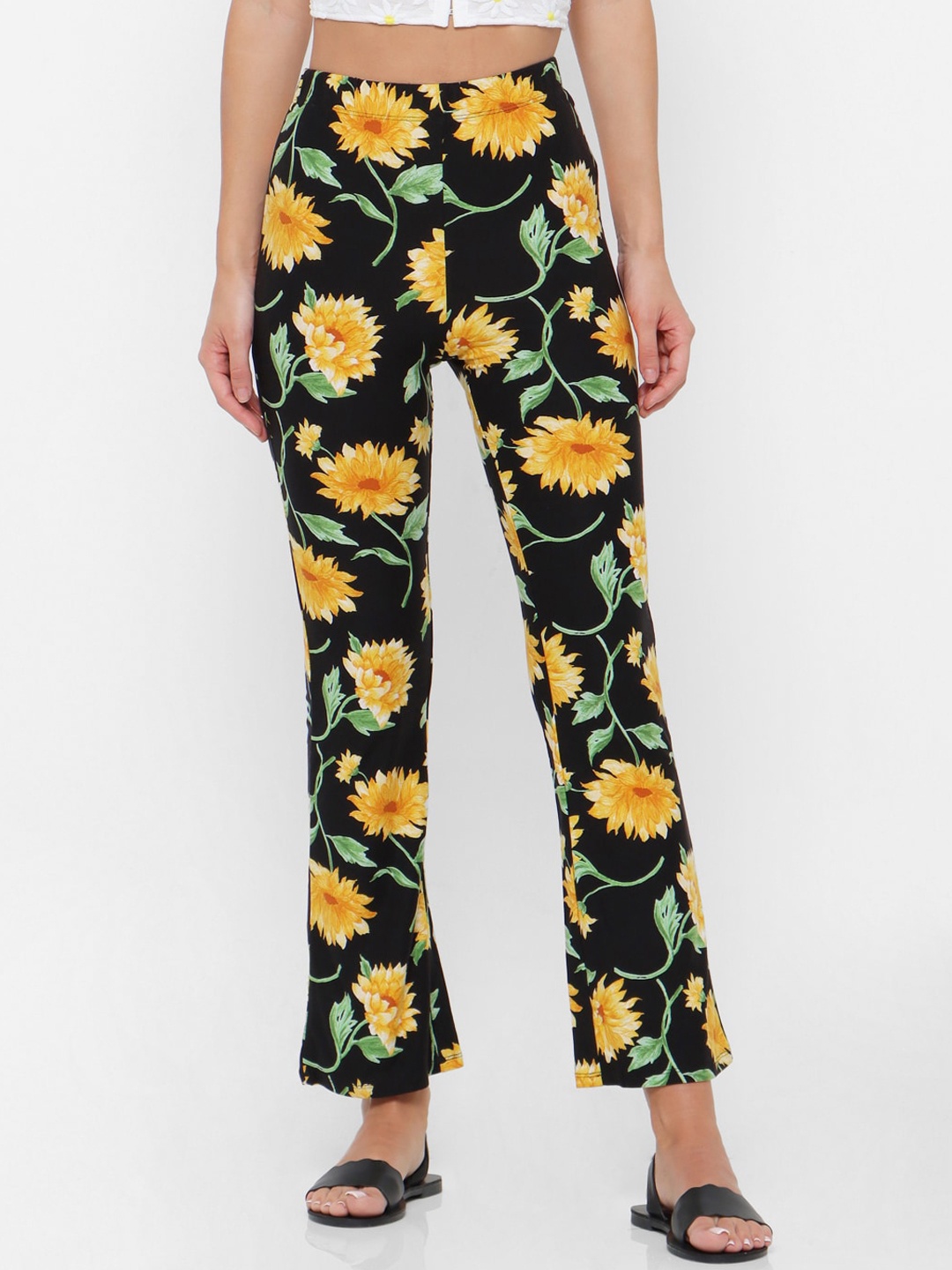 

FOREVER 21 Women Black & Yellow Regular Fit Floral Printed Trousers