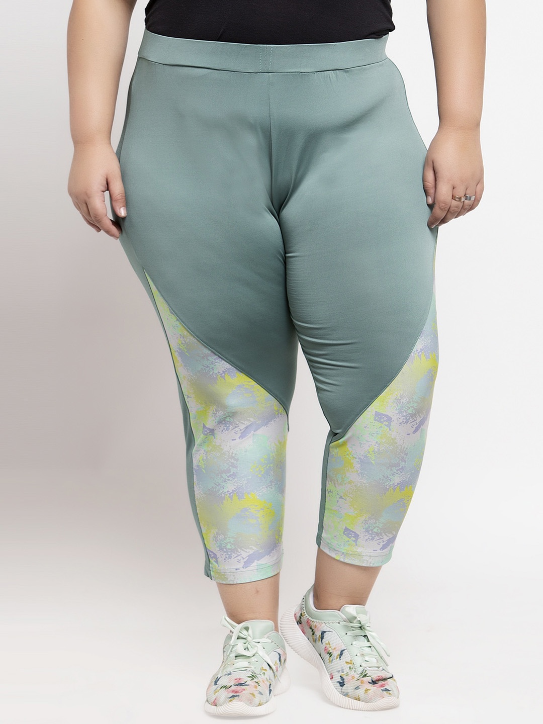 plusS Women Green Colourblocked Slim-Fit Capris