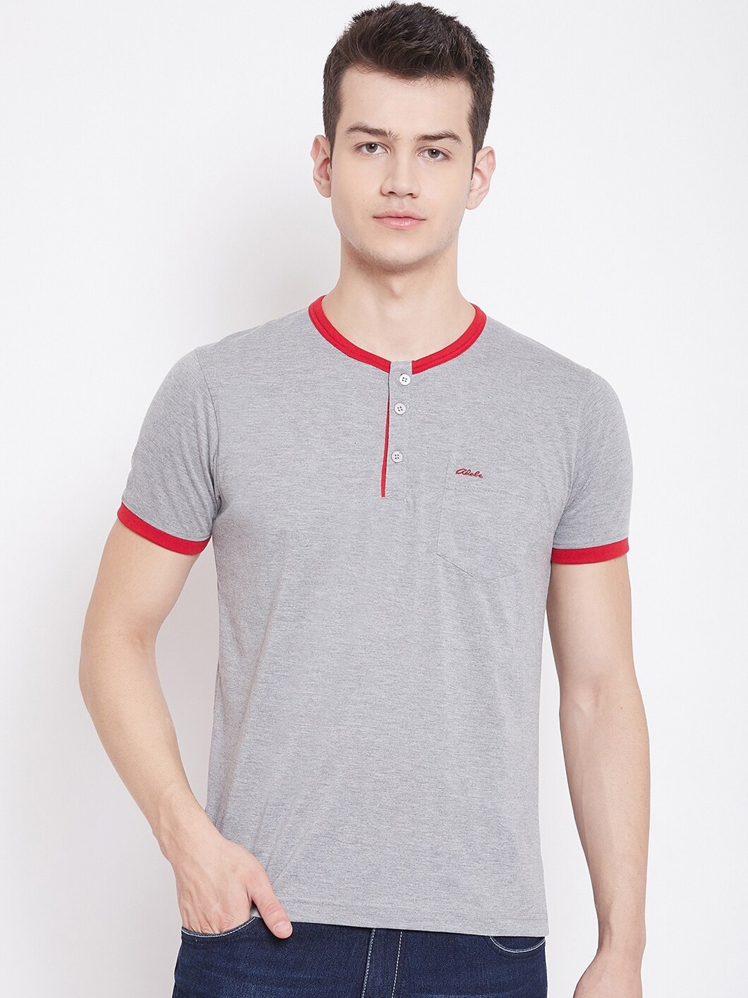 

Adobe Men Grey Solid Henley Neck T-shirt