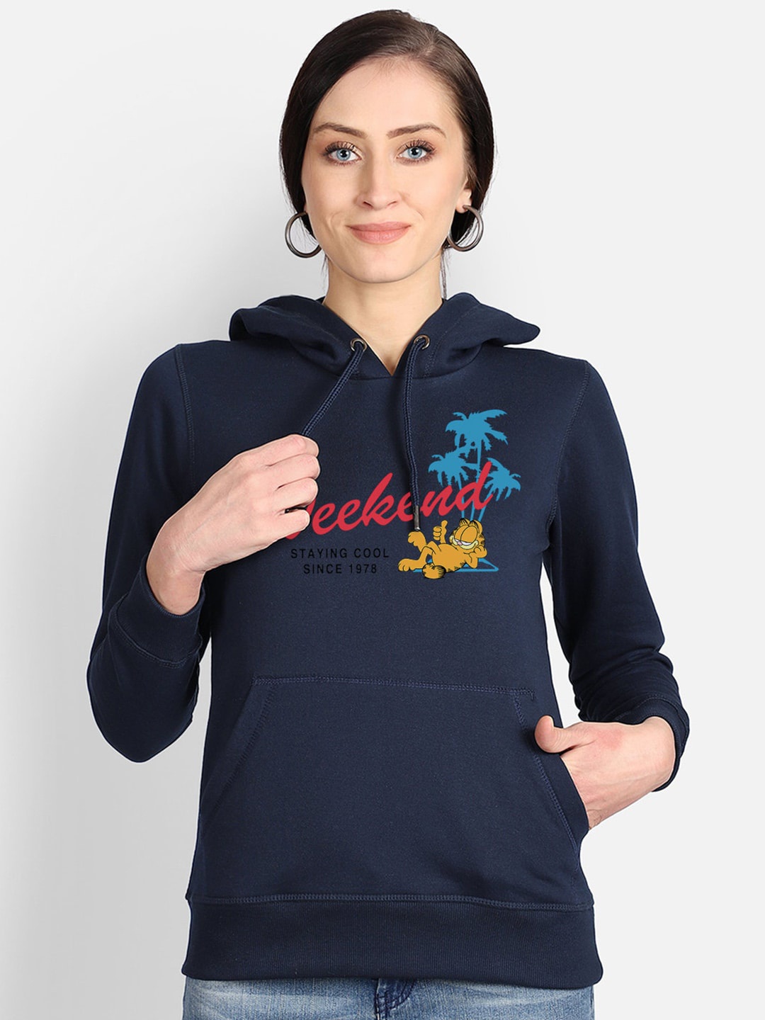 

Free Authority Women Navy Blue Garfield Print Hooded Sweatshirt