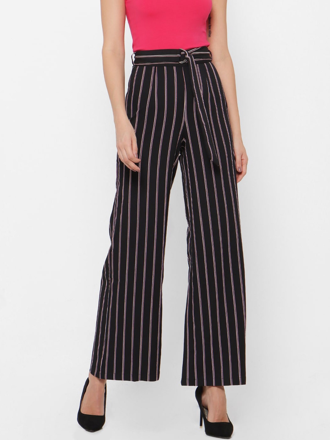 

FOREVER 21 Women Black & White Regular Fit Striped Parallel Trousers