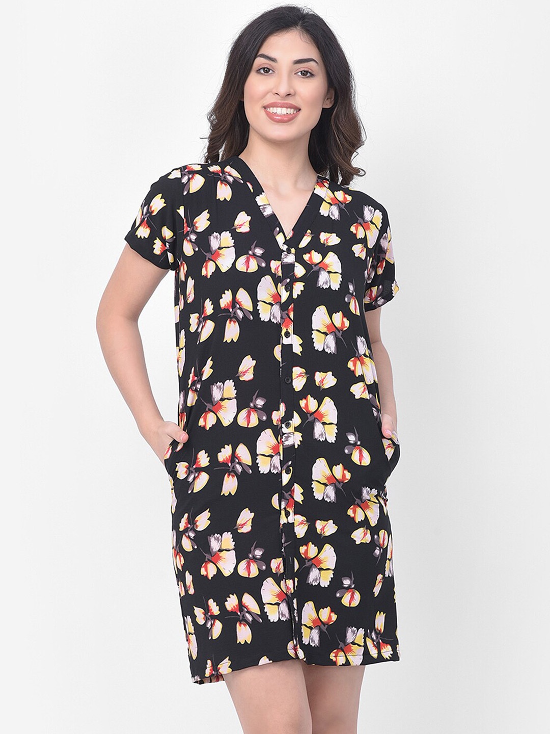 

Clovia Women Black & Yellow Printed Nightdress