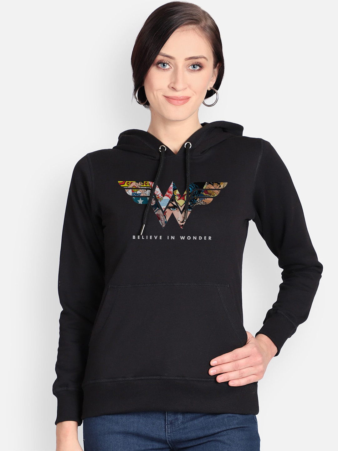 

Free Authority Women Black Wonder Woman Printed Hooded Sweatshirt