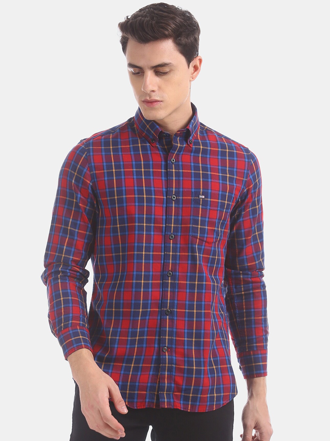 

Arrow Sport Men Red & Navy Blue Regular Fit Checked Casual Shirt