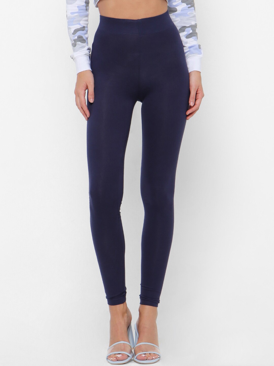 

FOREVER 21 Women Navy Blue Solid Ankle-Length Leggings