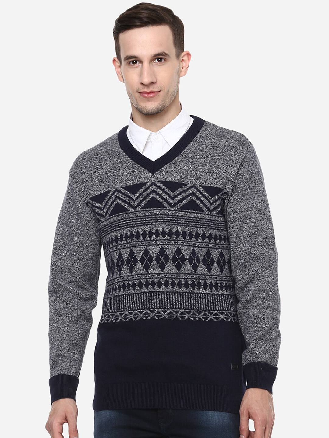 

Red Chief Men Grey & Navy-Blue Self-Design Sweater