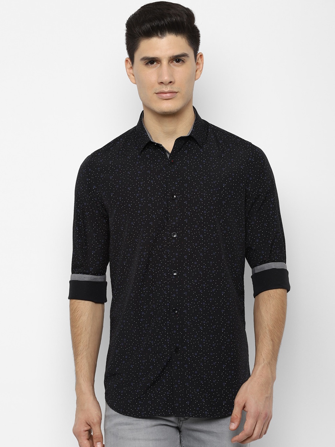 

Allen Solly Men Black Slim Fit Printed Casual Shirt