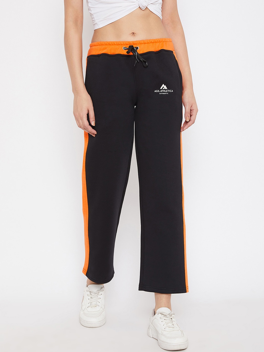 

Agil Athletica Women Black & Orange Solid Straight-Fit Track Pants