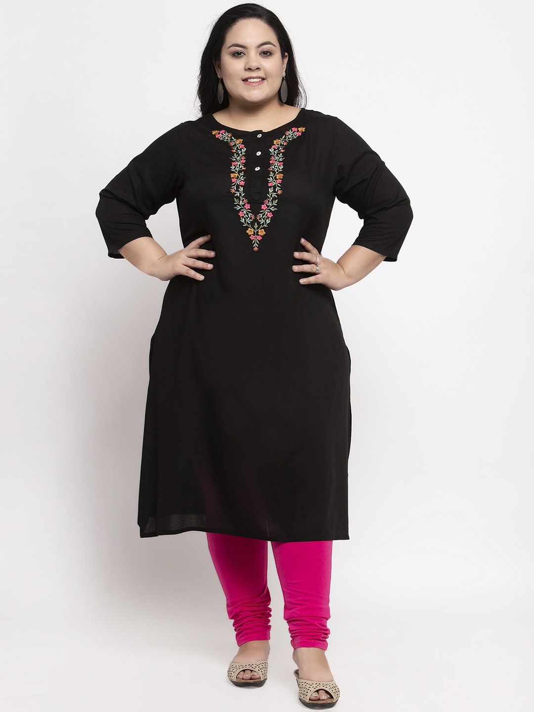 

plusS Women Black Yoke Design Straight Kurta