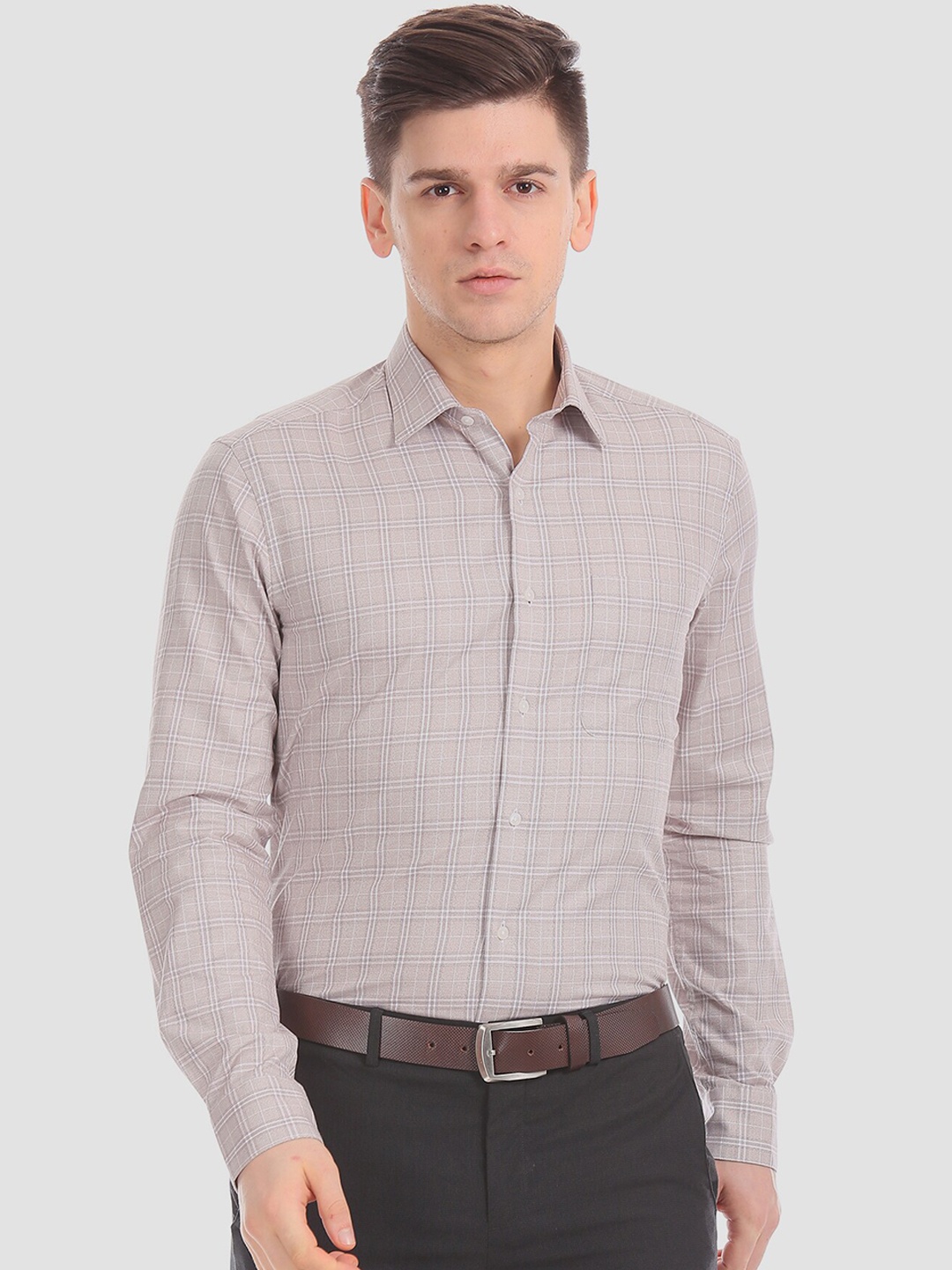 

Arrow Men Beige Slim Fit Checked Casual Shirt