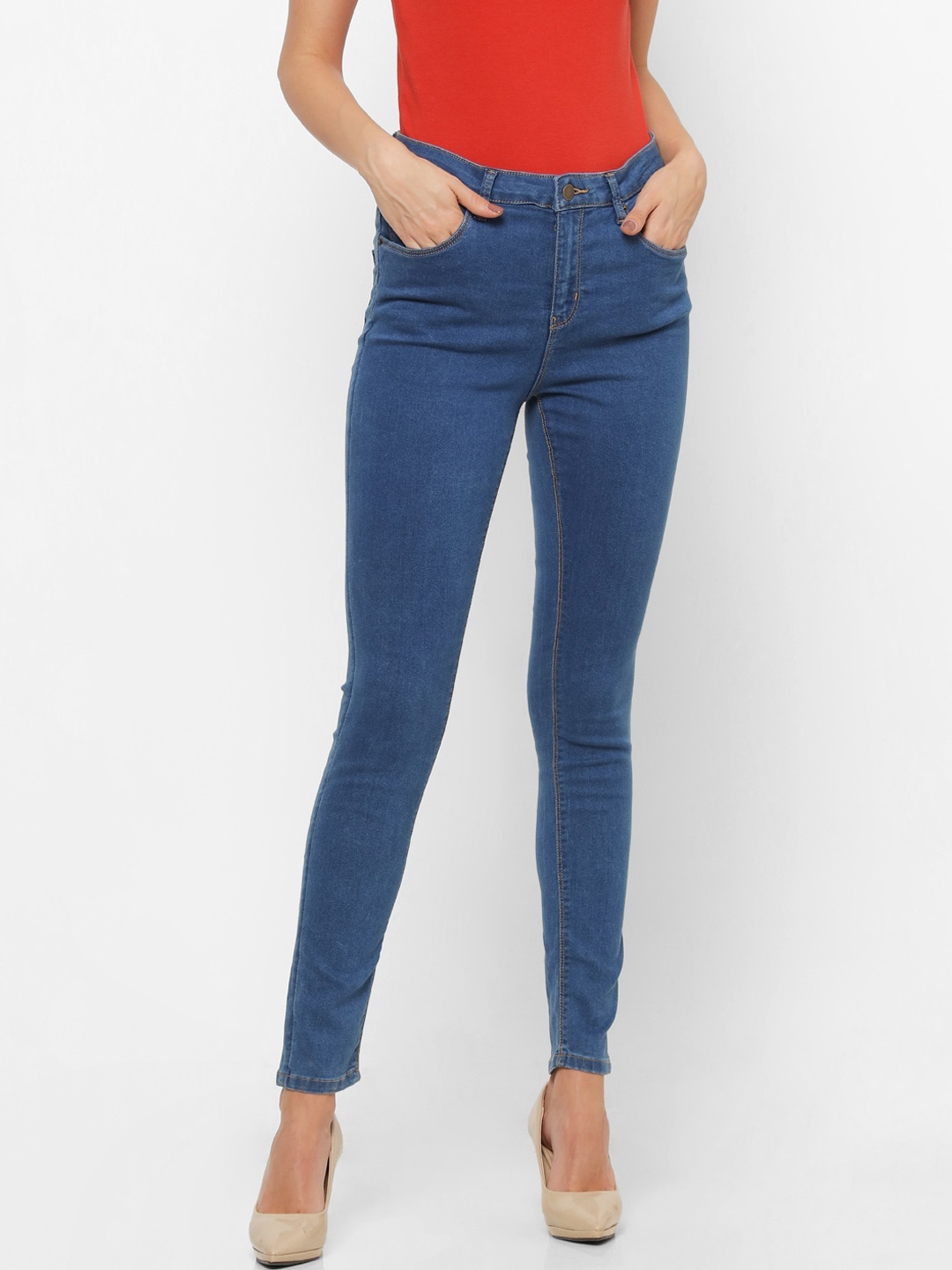 

FOREVER 21 Women Blue Regular Fit Mid-Rise Clean Look Jeans