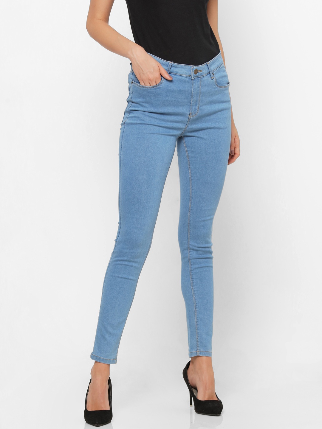 

FOREVER 21 Women Blue Regular Fit Mid-Rise Clean Look Jeans