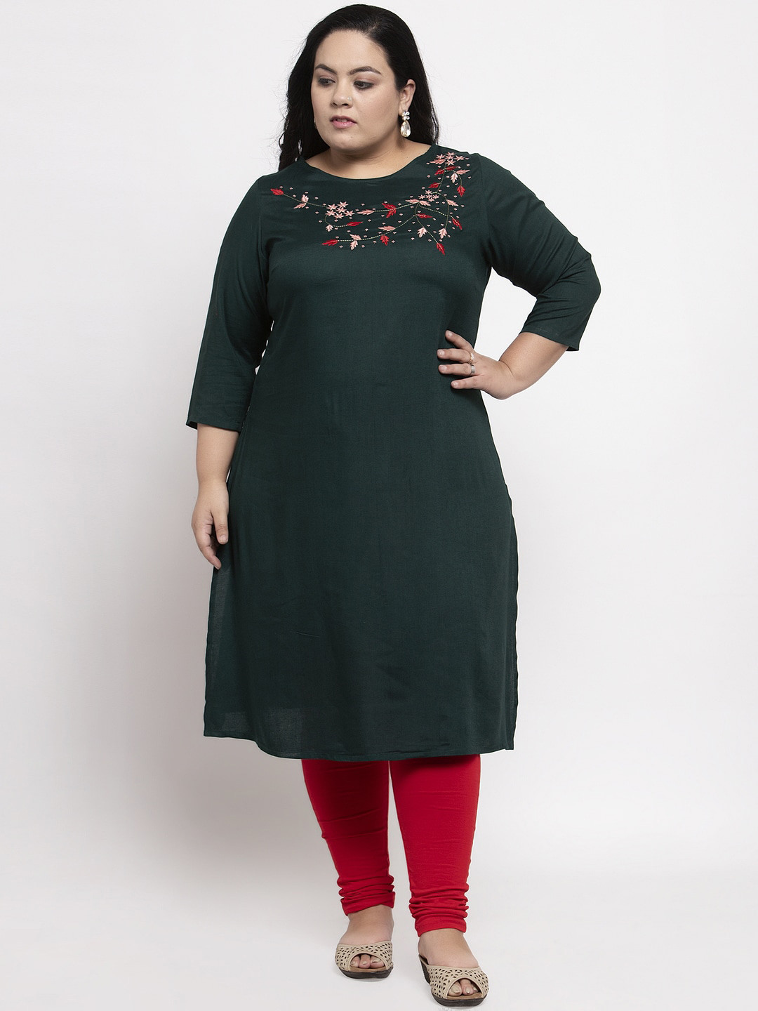

plusS Women Green Embroidered A-Line Kurta