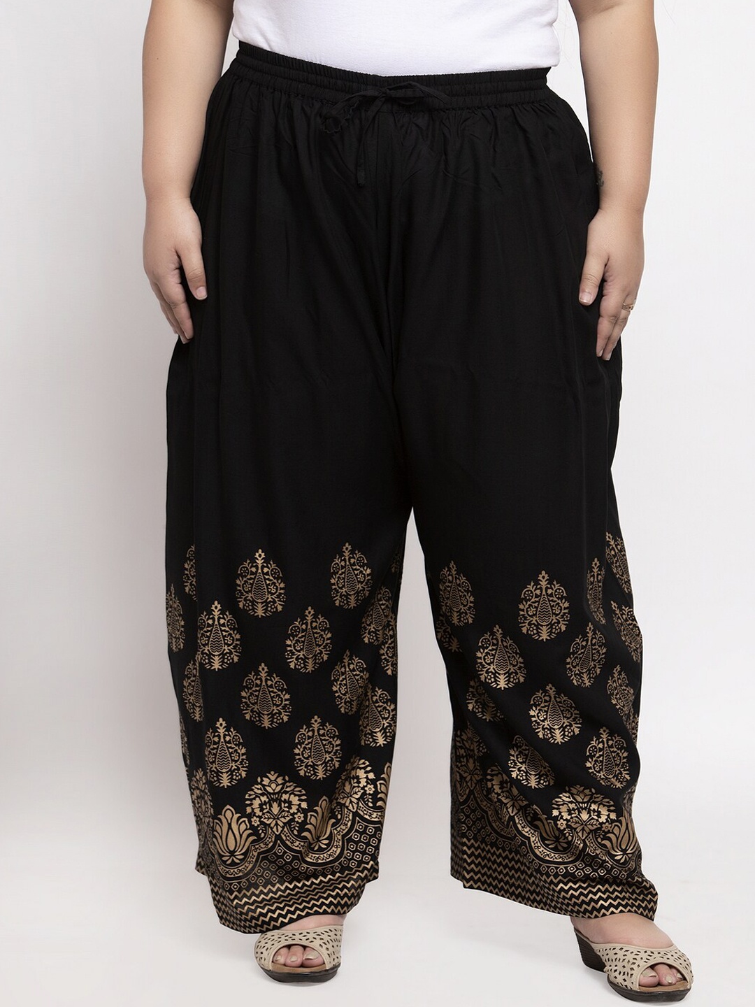 

plusS Women Black & Gold-Coloured Ethnic Motifs Printed Straight Fit Palazzos