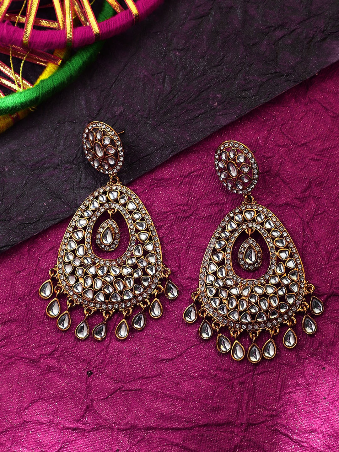 

Mali Fionna Gold-Toned Oval Drop Earrings