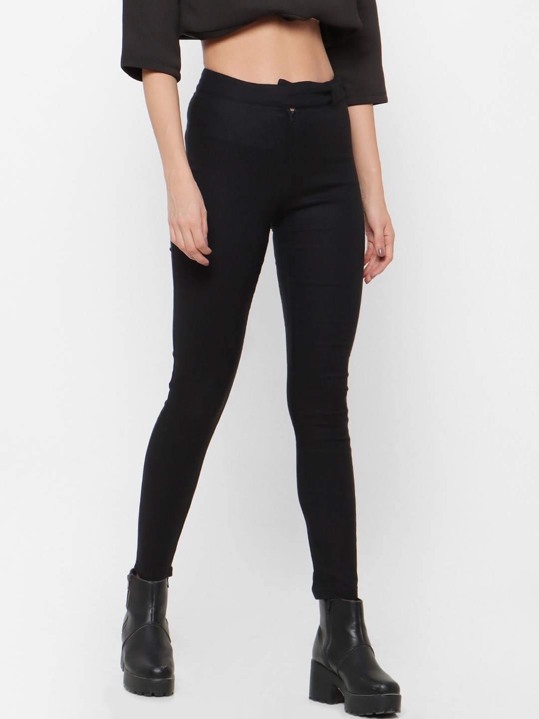 

FOREVER 21 Women Black Regular Fit Solid Regular Trousers