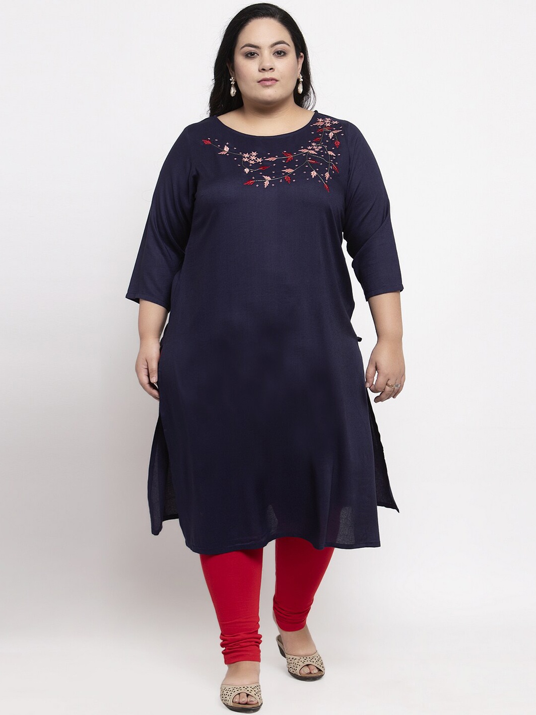 

plusS Women Navy Blue & Red Embroidered Straight Kurta
