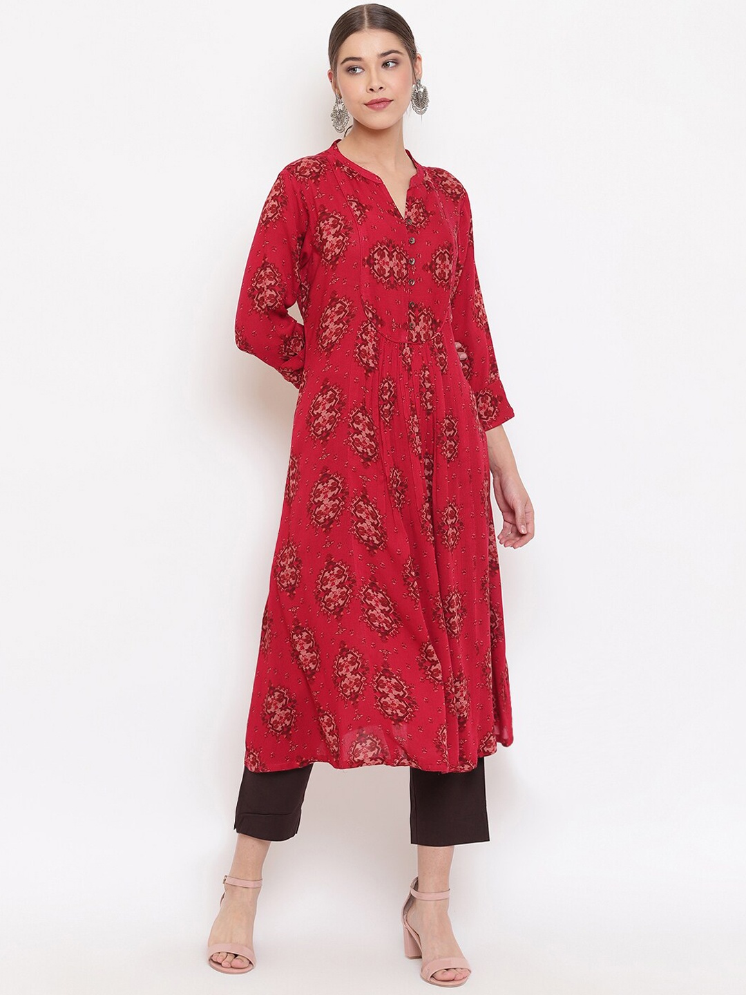 

Janasya Women Maroon & Beige Printed Straight Kurta