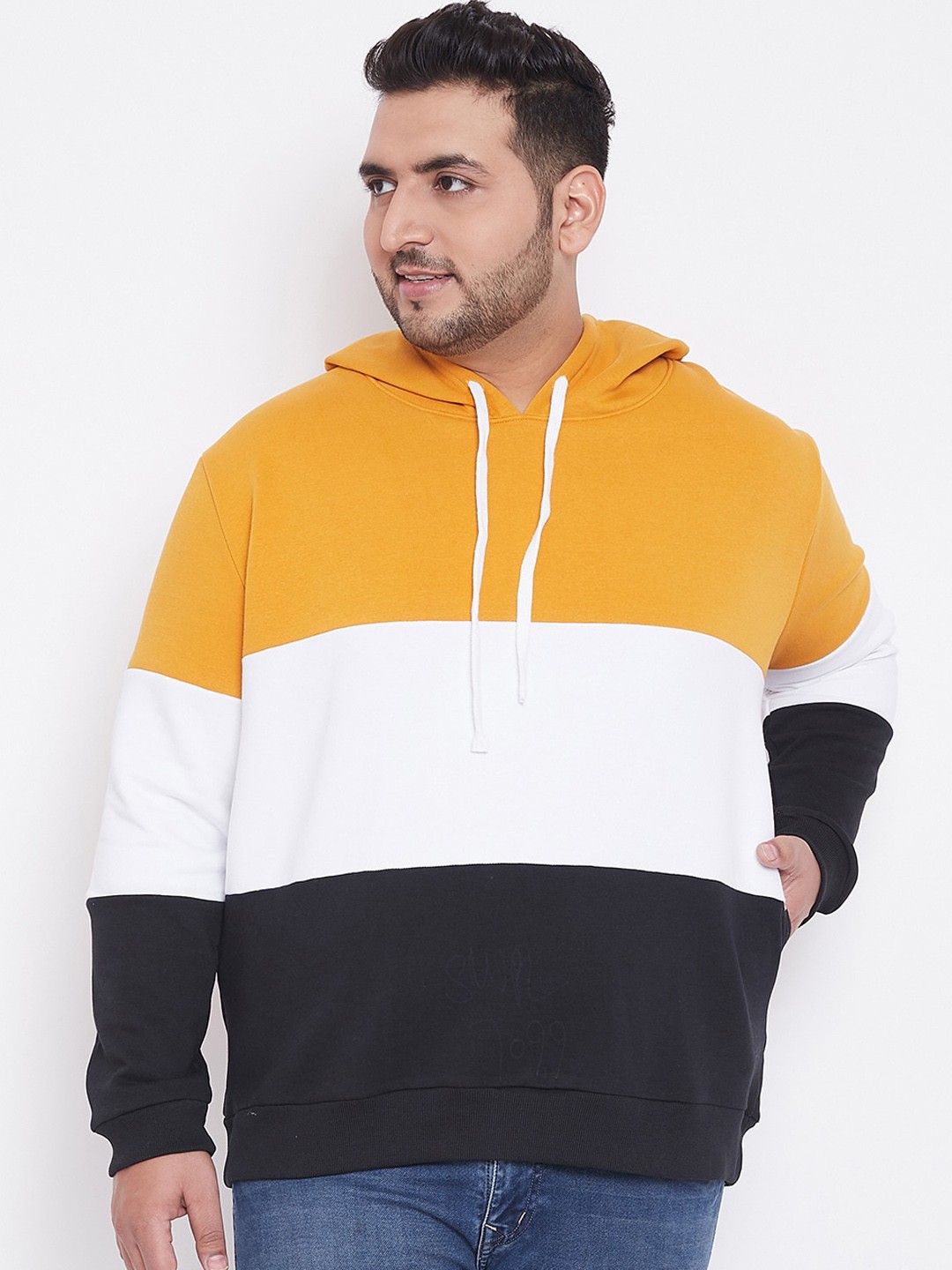 

Instafab Plus Men Mustard & White Colourblocked Hooded Sweatshirt