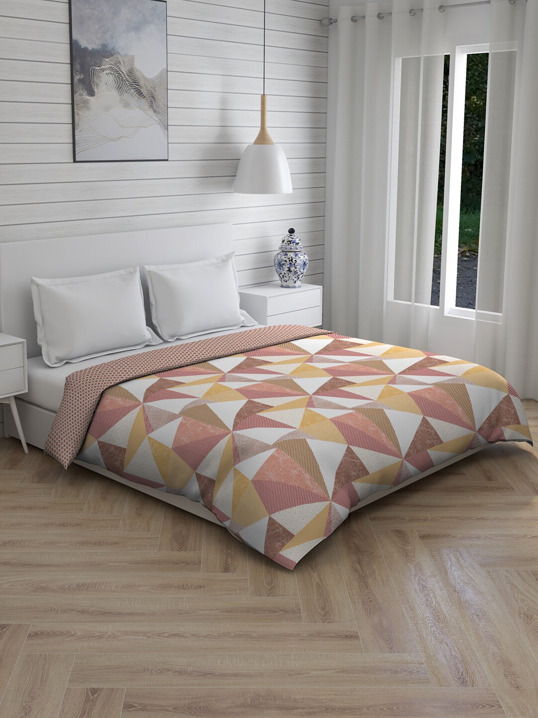 Boutique Living India Unisex Brown Geometric