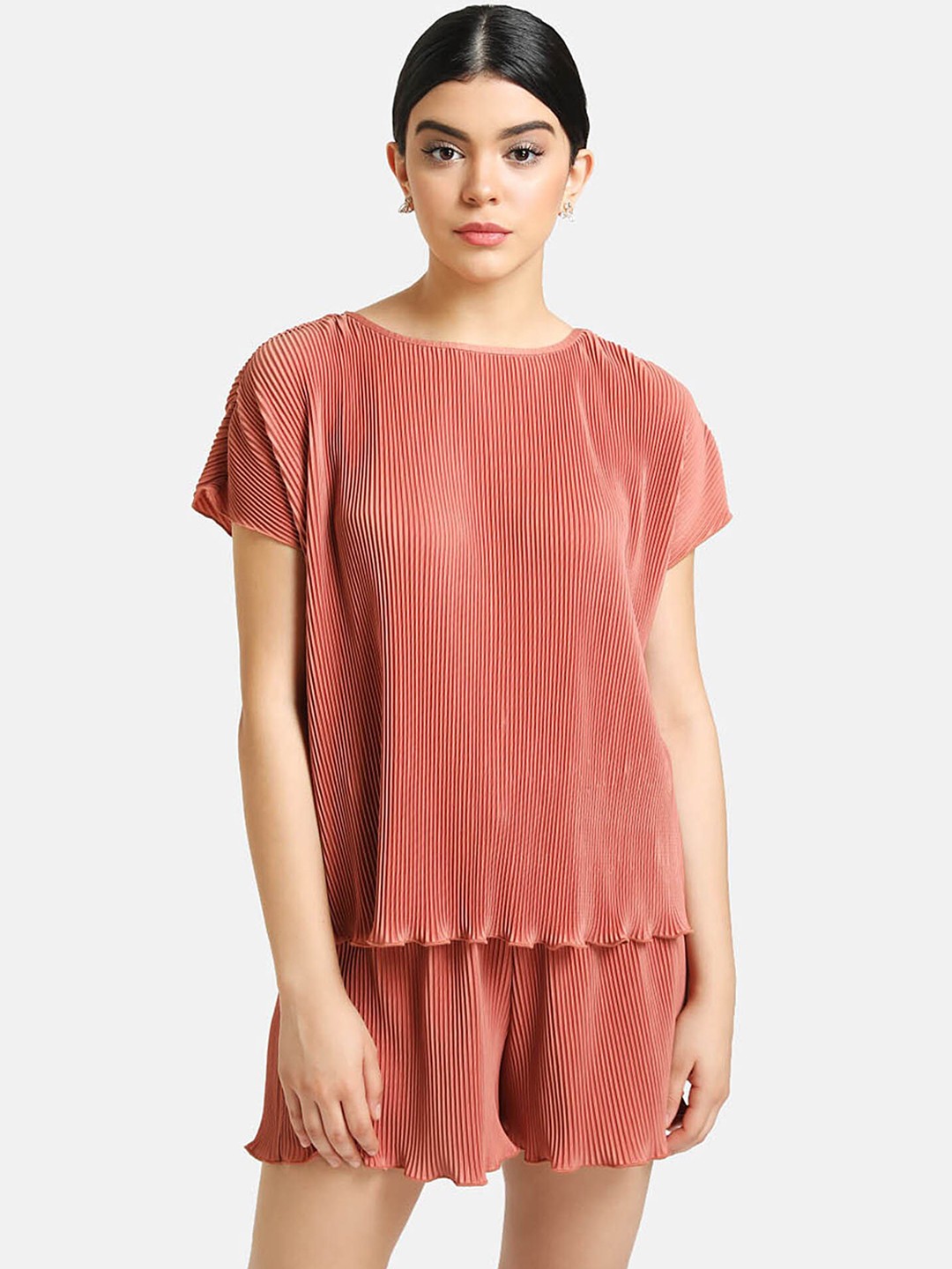 

Kazo Women Rust Pleated Clothing Set