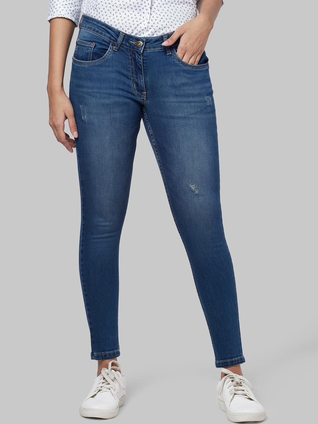 

Park Avenue Woman Women Blue Skinny Fit Mid-Rise Low Distress Jeans